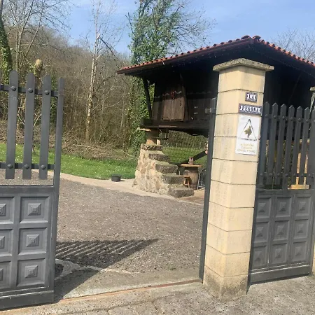 Séjour chez l'habitant La Penona Carancos 48 En